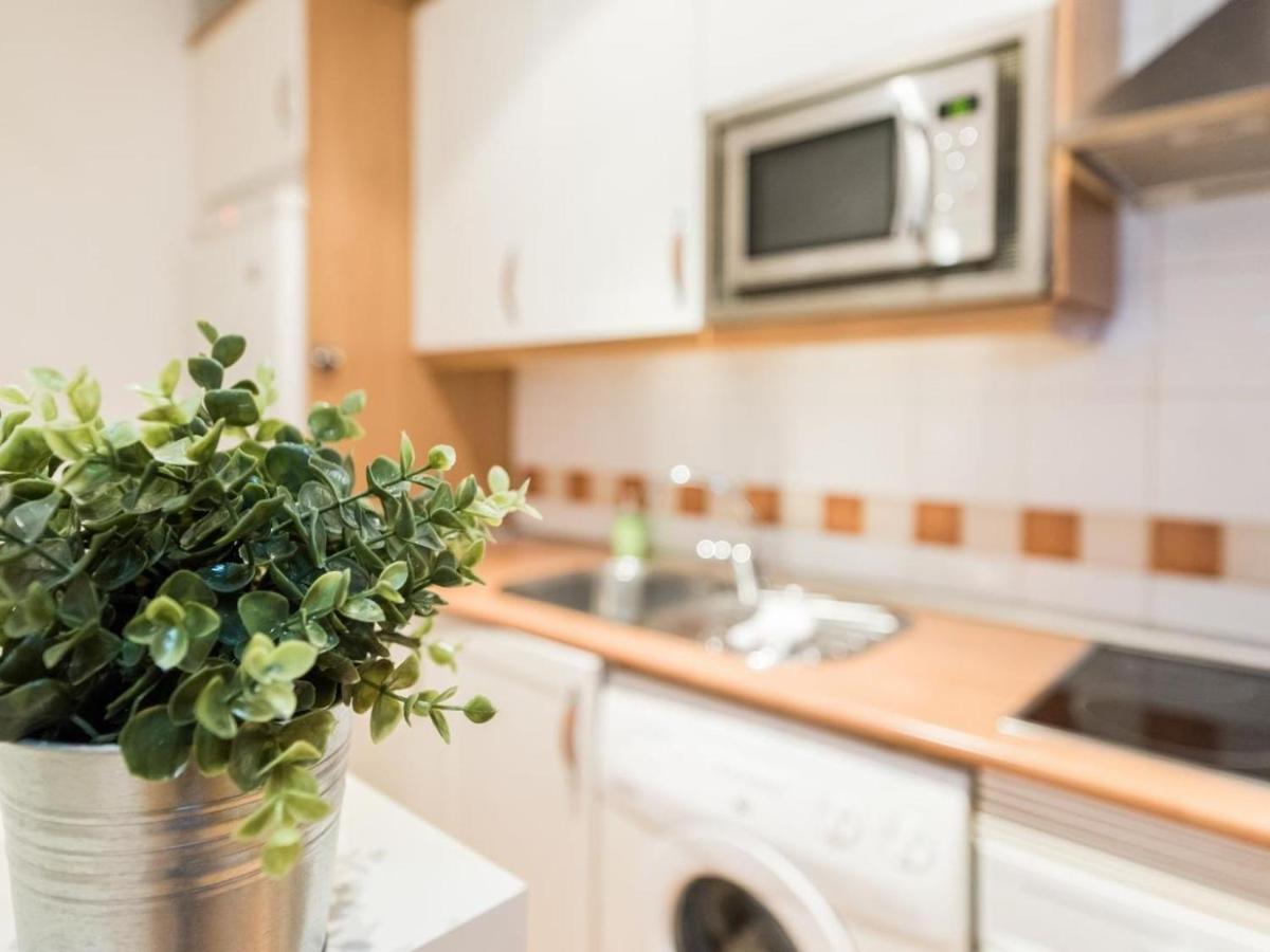 Appartamento El Hogar De Pizarro Madrid Esterno foto